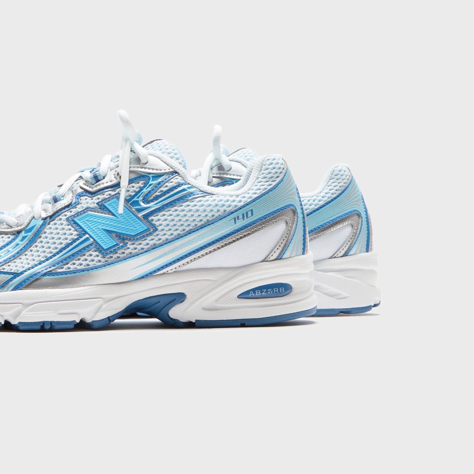 new balance 740 ‘White and Sky blue’