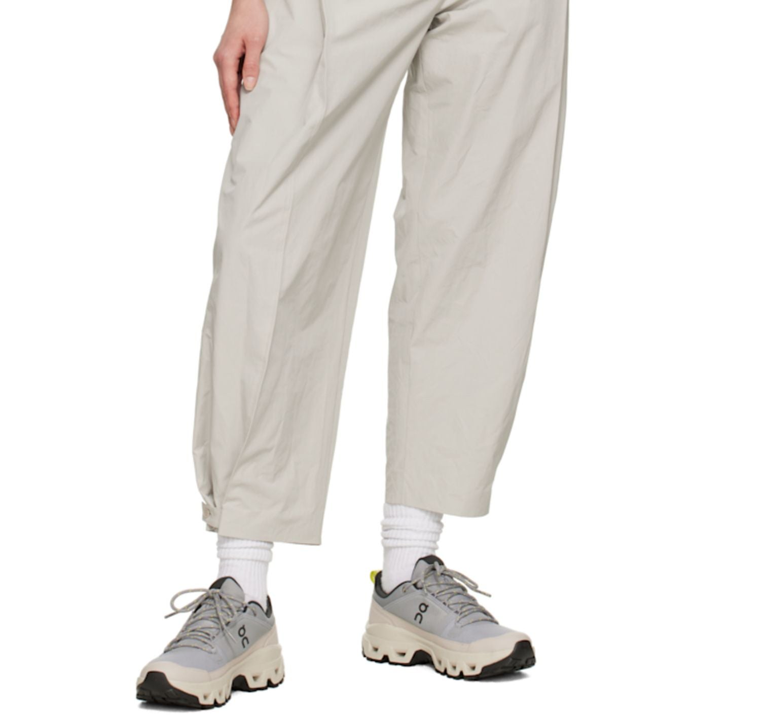 On Running Cloudhorizon Waterproof Sneakers (Grey/Off-White)