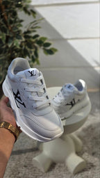LV SNEAKERS